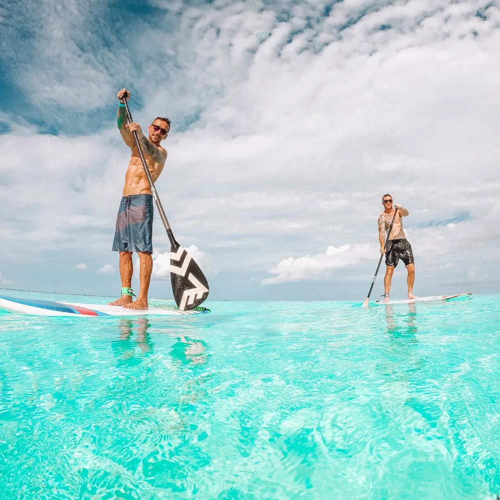 Carbon-Fiberglass Adjustable Paddle with ABS Edge - Black - Carbon / Fiberglass Paddle - VAMO - www.vamolife.com