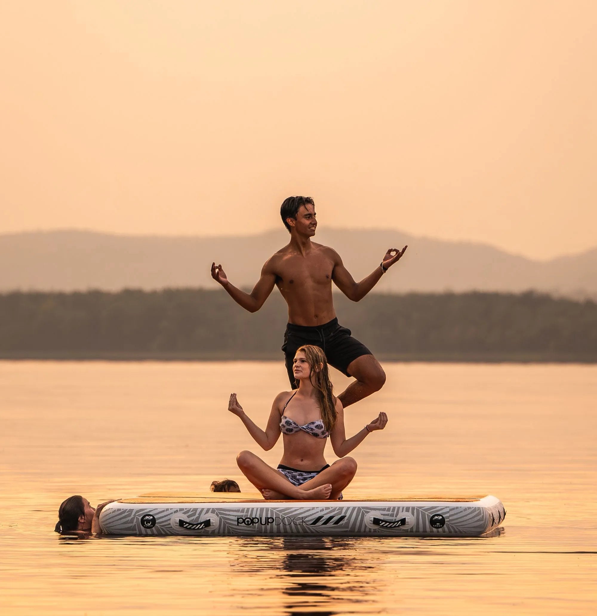 POPUP DOCK 8 X 7 - Inflatable Dock - POPboardco. - HQ - www.vamolife.com